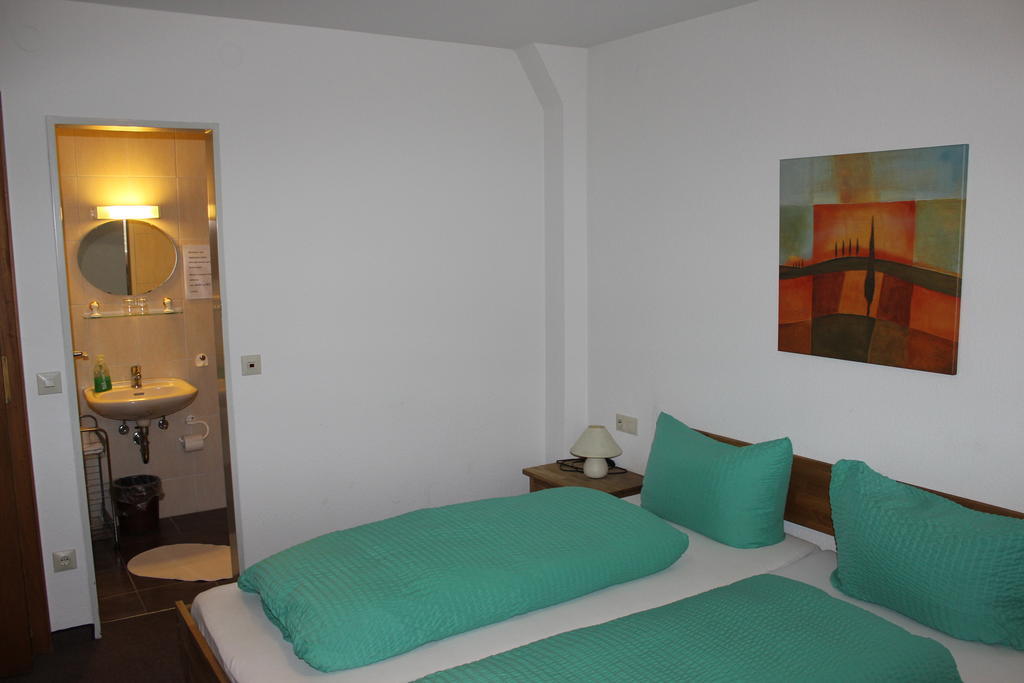 Hotel-Zahringerstube Neuenburg am Rhein Bilik gambar